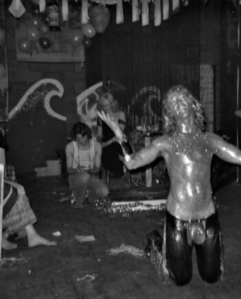 Albert "Scopin" Schöpflin – Dramatic Glitter at the Chelsea