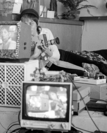 Albert "Scopin" Schöpflin – Shirley Clarke experimenting with her camera, film director