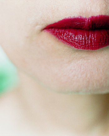 Elinor Carucci – My mothers lips