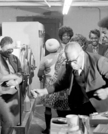 Albert "Scopin" Schöpflin – Underground Party at the Chelsea Hotel's laundry room