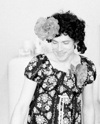 Albert "Scopin" Schöpflin – Rosa von Praunheim in flower costume